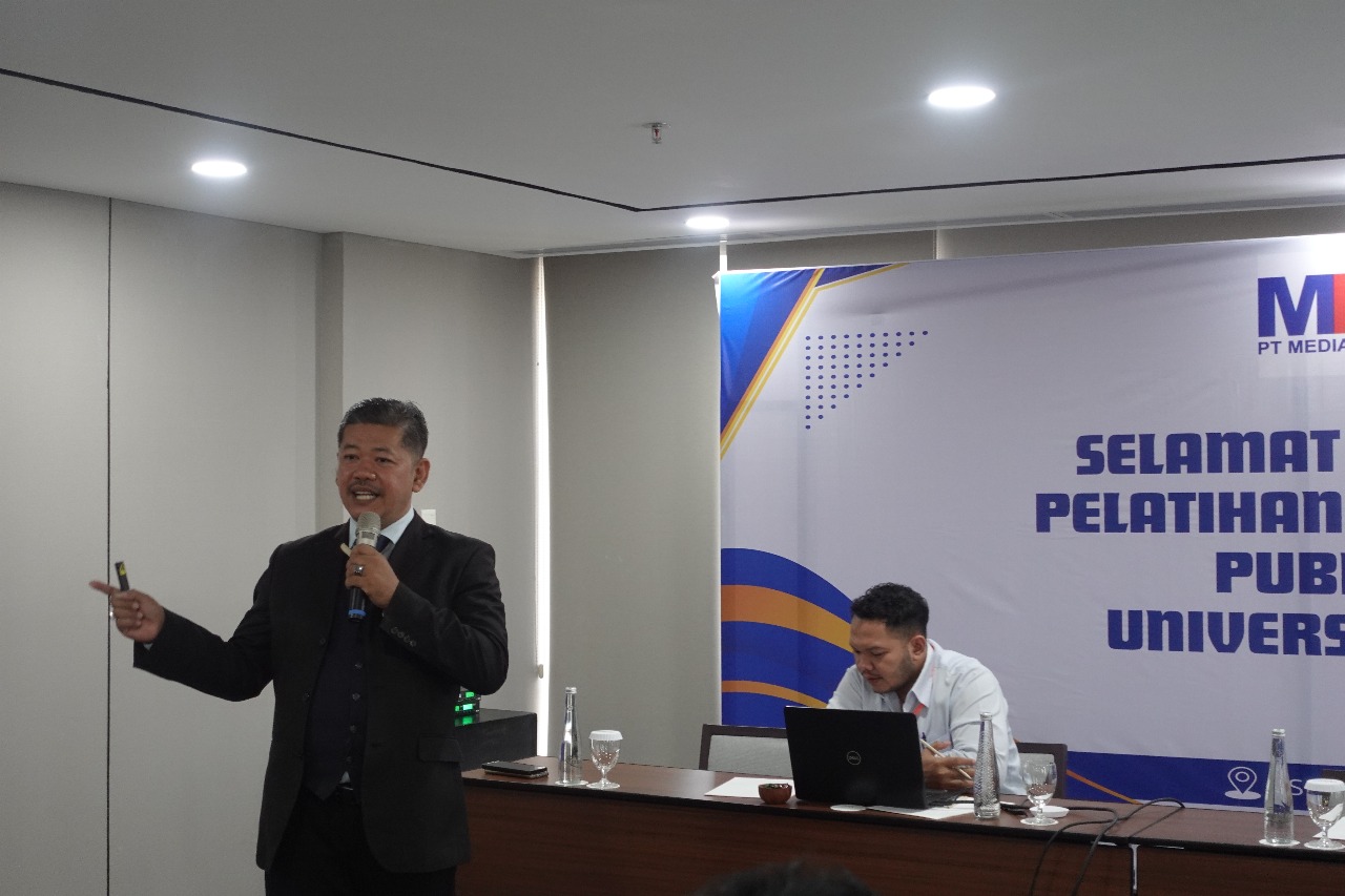 Pelatihan Public Speaking PT Media Hati dan Universitas Hang Tuah